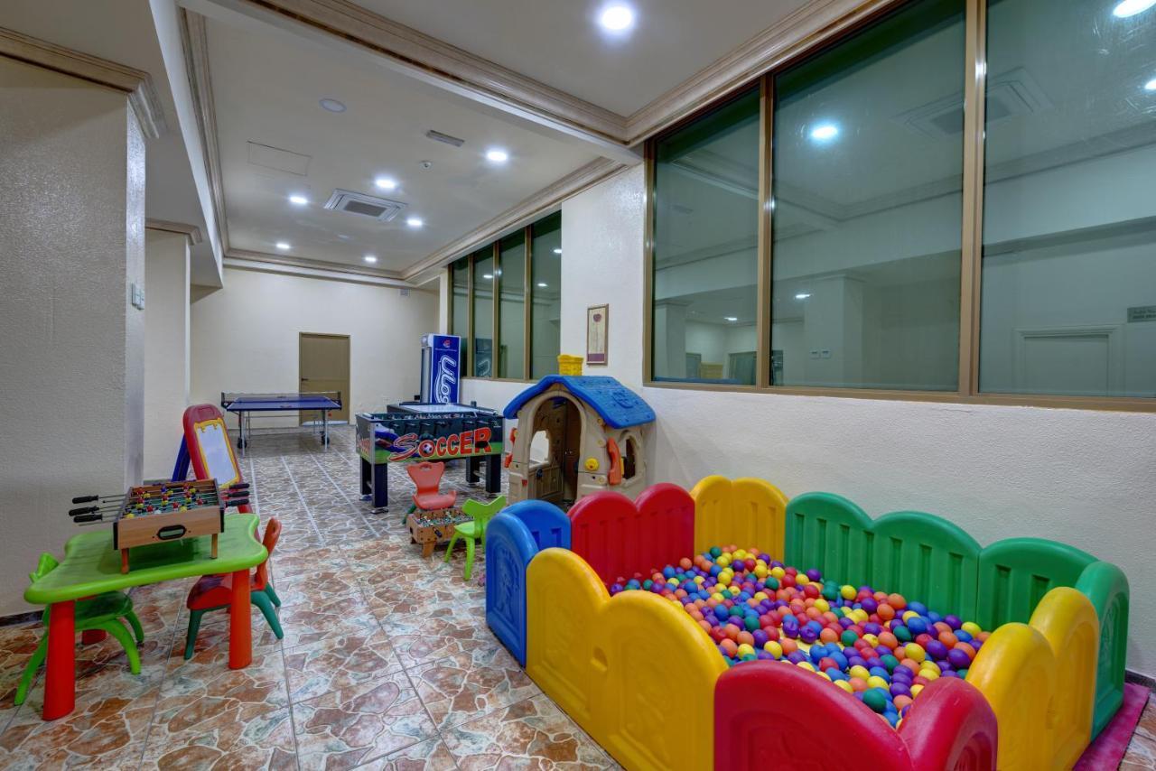 منتجع وسبا صحارى بيتش الشارقة المظهر الخارجي الصورة The Children's Hospital at the King Hussein Cancer Center